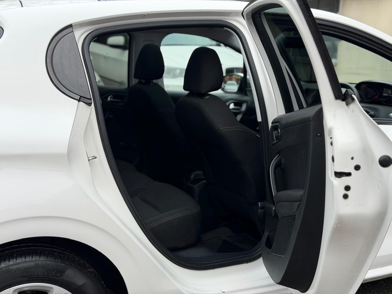 Used Peugeot 208 2014 for sale - 77278542: Photo 31