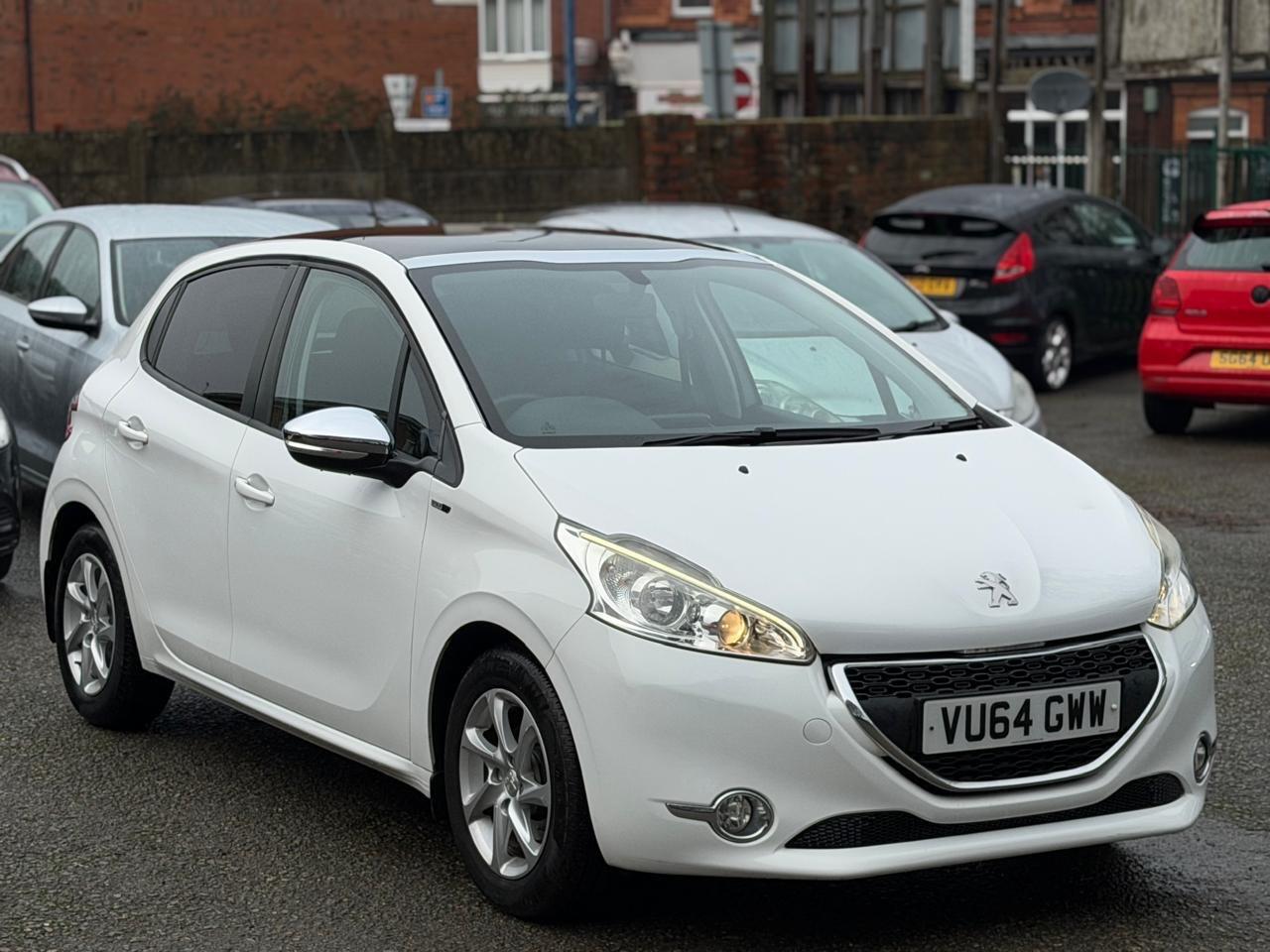 Used Peugeot 208 2014 for sale - 77278542: Photo 4