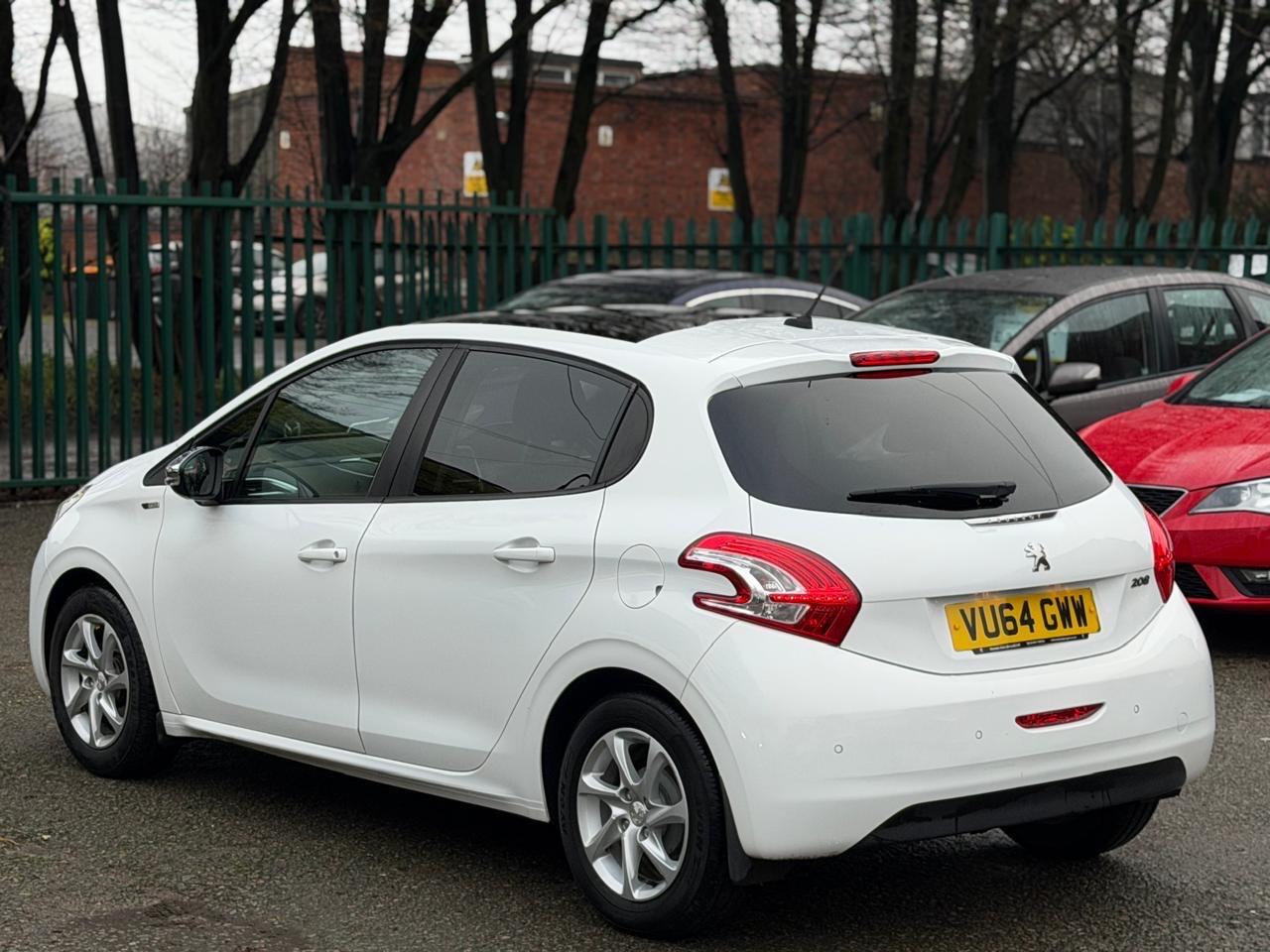 Used Peugeot 208 2014 for sale - 77278542: Photo 8