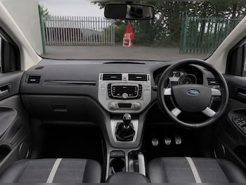 Used Ford Kuga 2011 for sale - 79540742: Photo