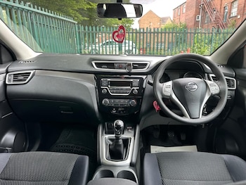 Used Nissan Qashqai 2014 for sale - 77170688: Photo