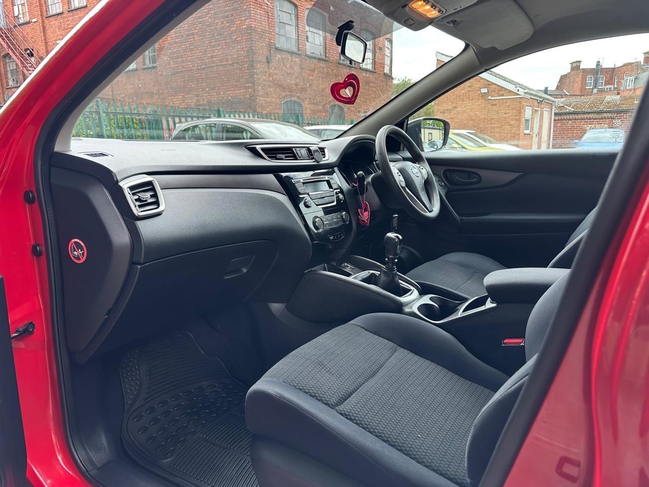 Used Nissan Qashqai 2014 for sale - 77170688: Photo 32