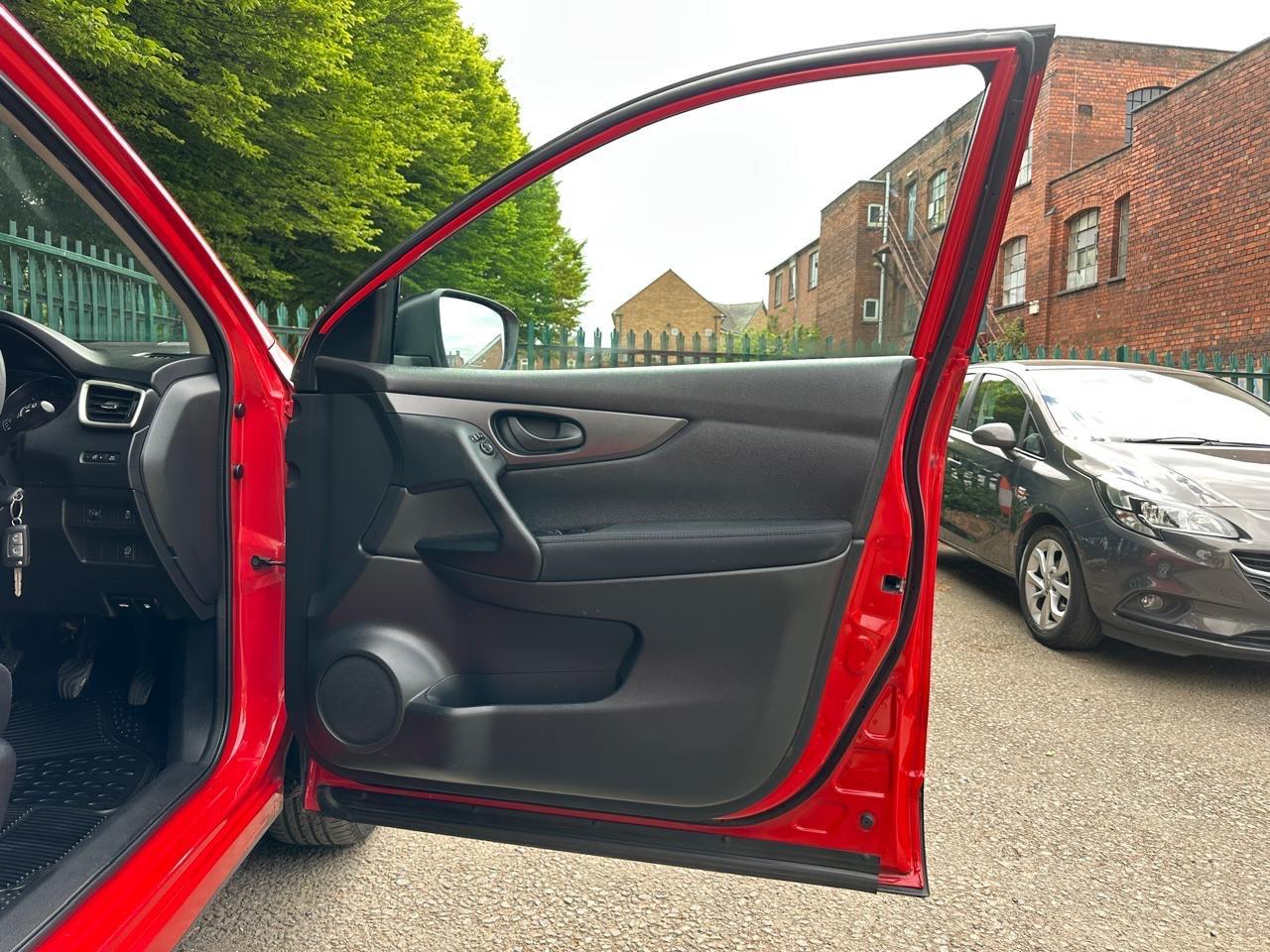 Used Nissan Qashqai 2014 for sale - 77170688: Photo 35