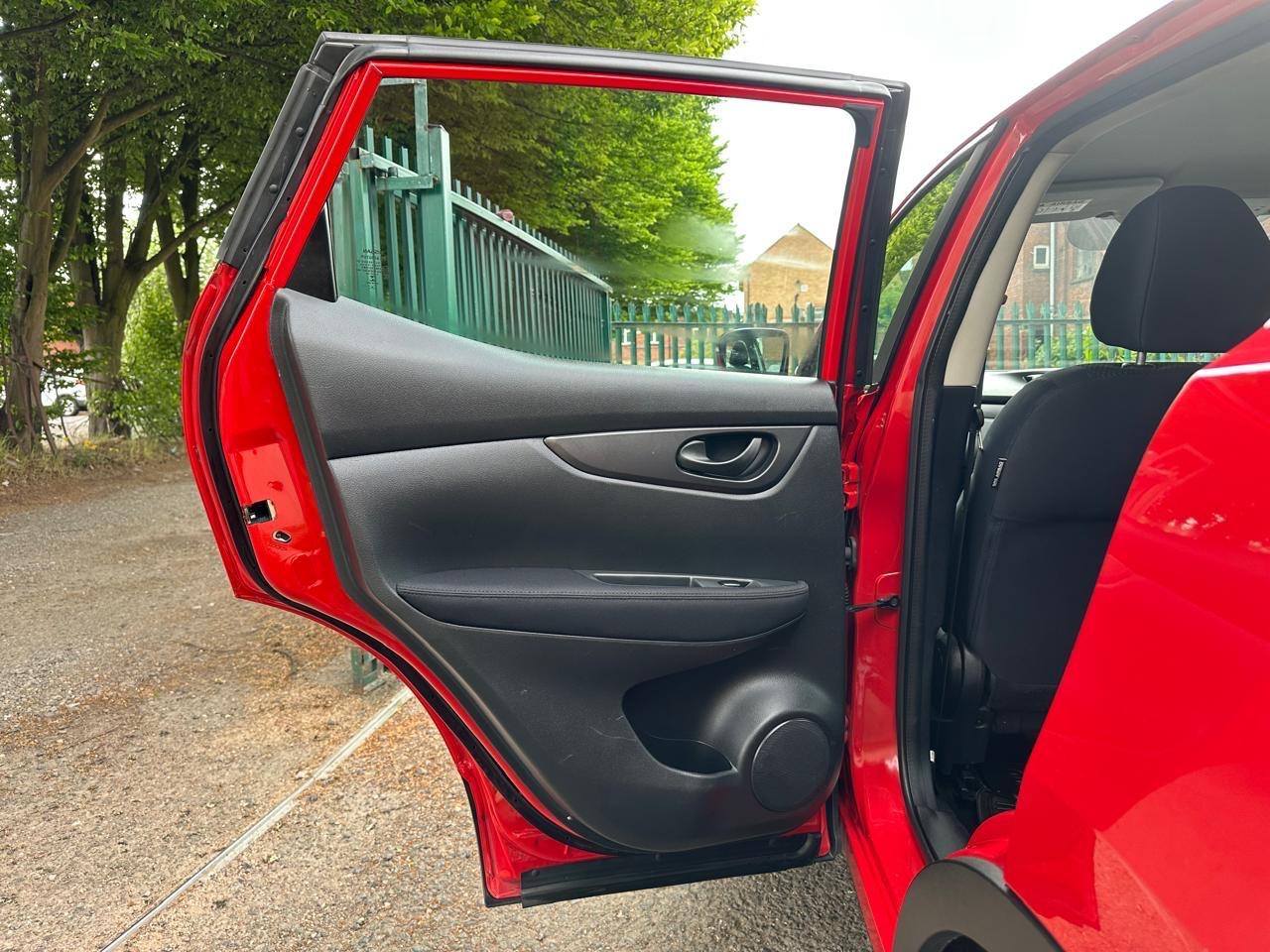 Used Nissan Qashqai 2014 for sale - 77170688: Photo 38