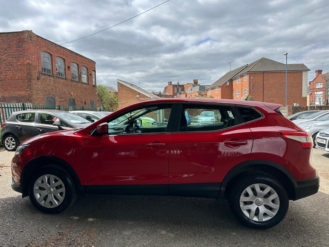 Used Nissan Qashqai 2014 for sale - 77170688: Photo 7