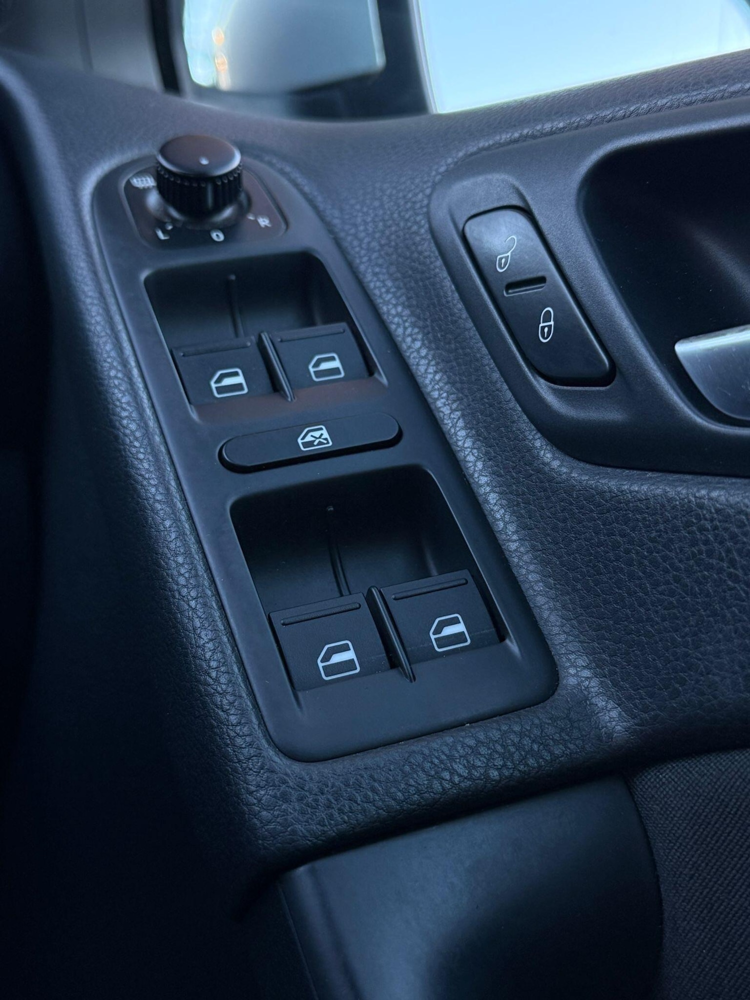 Used Volkswagen Golf for sale - 77854127: Photo 21