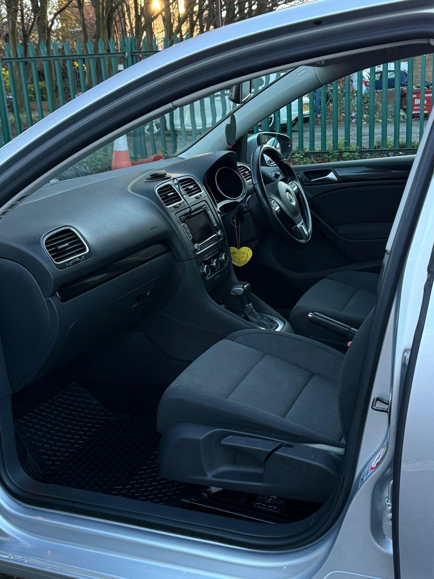 Used Volkswagen Golf for sale - 77854127: Photo 26