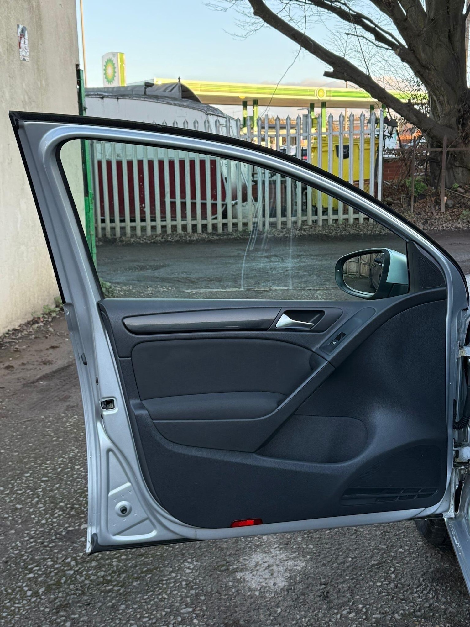 Used Volkswagen Golf for sale - 77854127: Photo 34