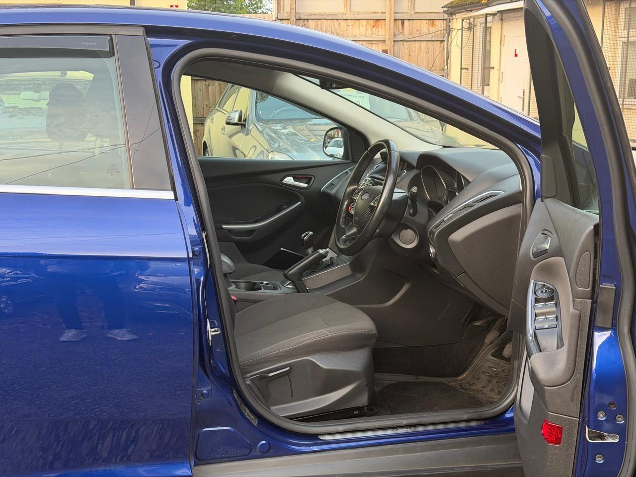 Used Ford Focus 2014 for sale - 77170670: Photo 28