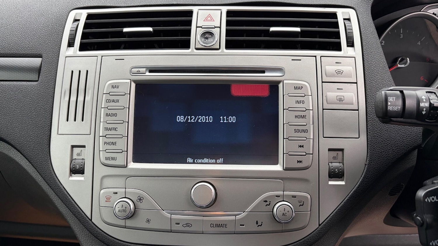 Used Ford Kuga 2011 for sale - 77291383: Photo 15