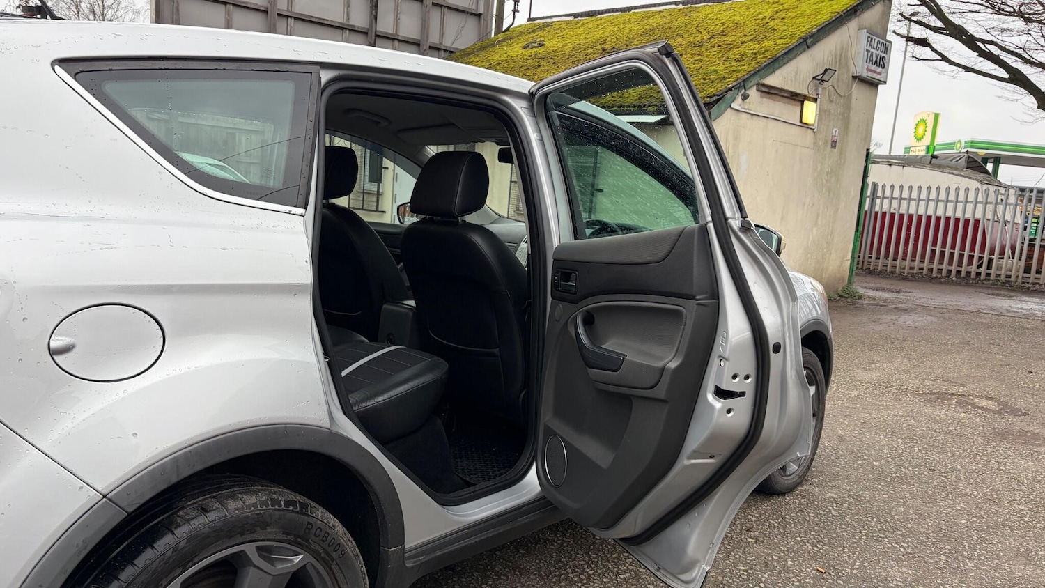 Used Ford Kuga 2011 for sale - 77291383: Photo 50