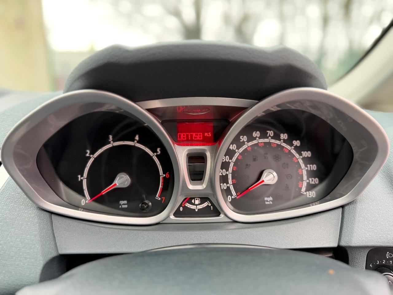 Used Ford Fiesta 2010 for sale - 77170665: Photo 14