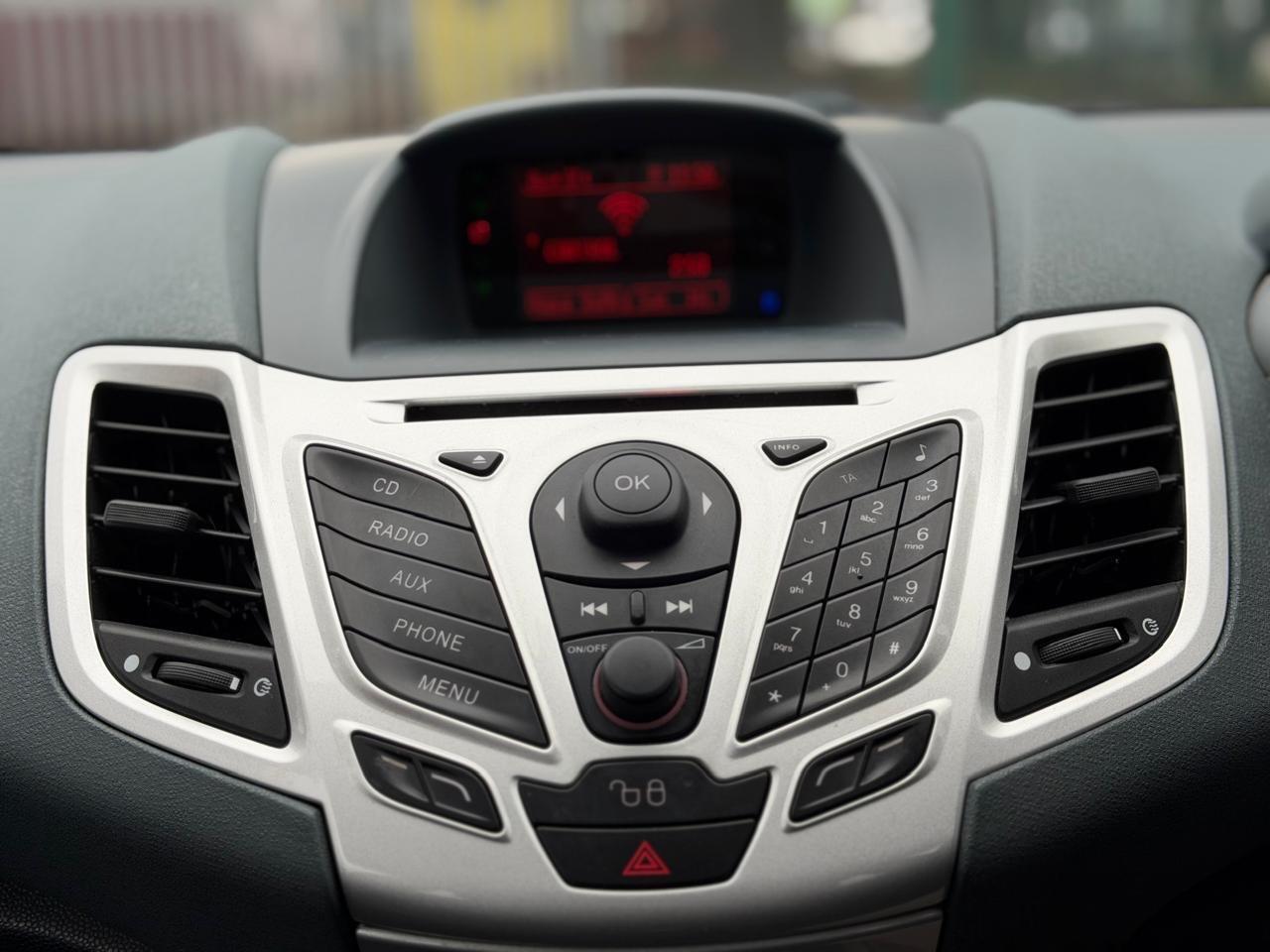 Used Ford Fiesta 2010 for sale - 77170665: Photo 15