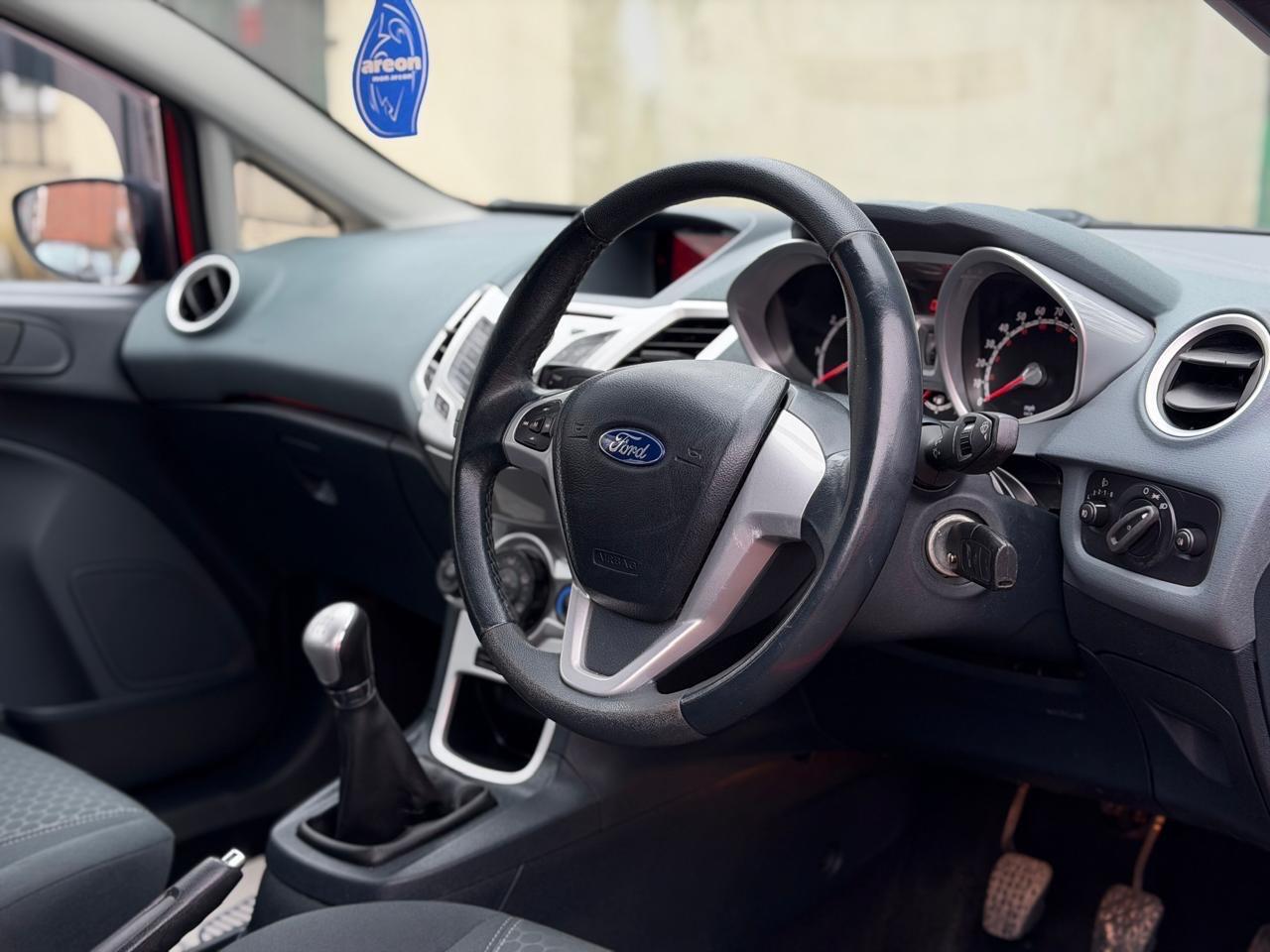 Used Ford Fiesta 2010 for sale - 77170665: Photo 25