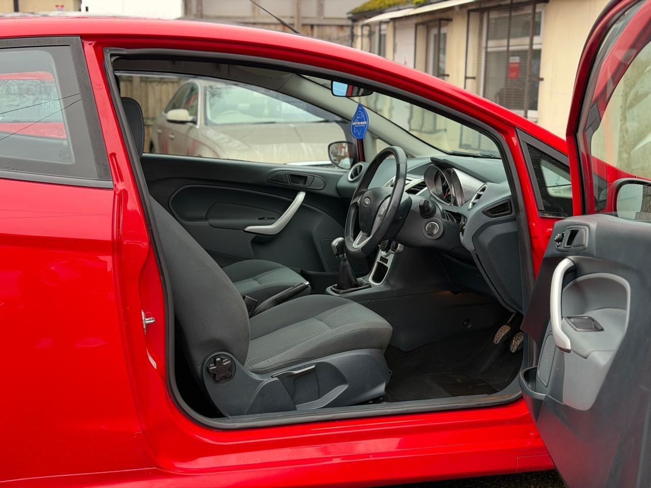 Used Ford Fiesta 2010 for sale - 77170665: Photo 26