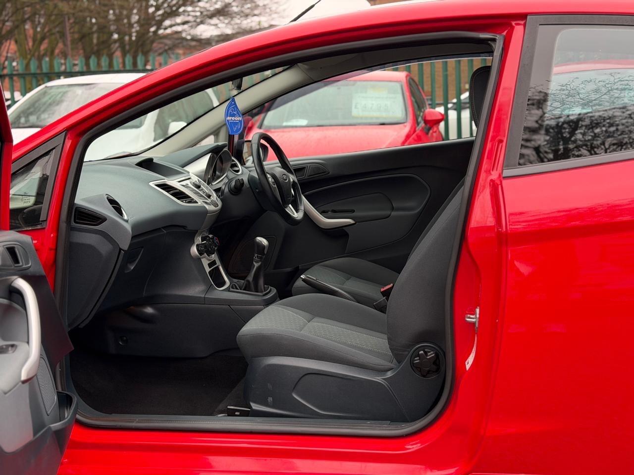 Used Ford Fiesta 2010 for sale - 77170665: Photo 30