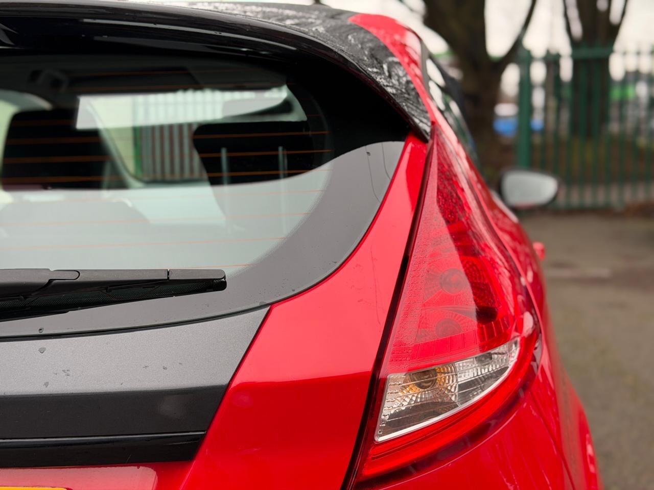 Used Ford Fiesta 2010 for sale - 77170665: Photo 40