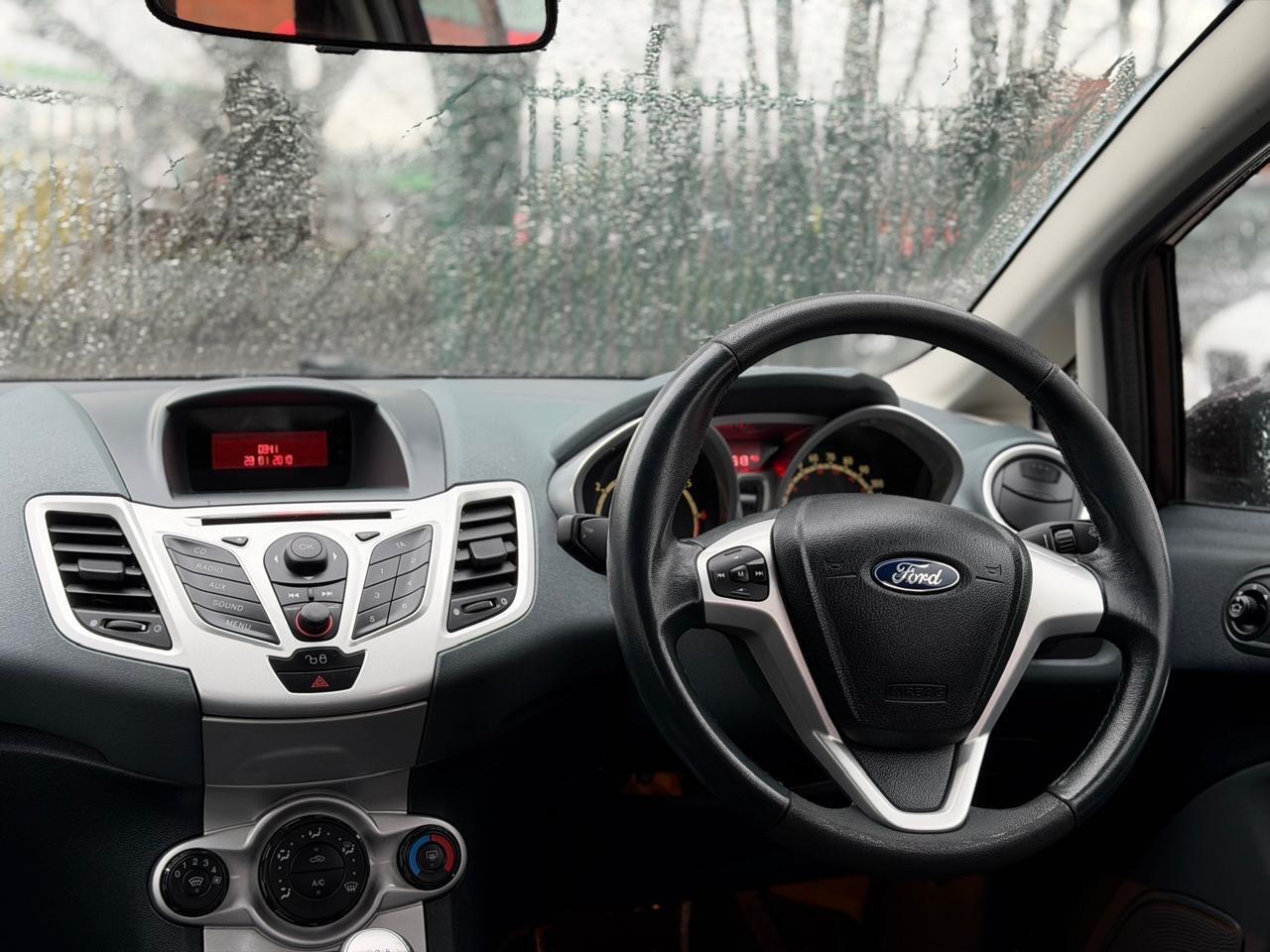 Used Ford Fiesta 2010 for sale - 77550306: Photo 11