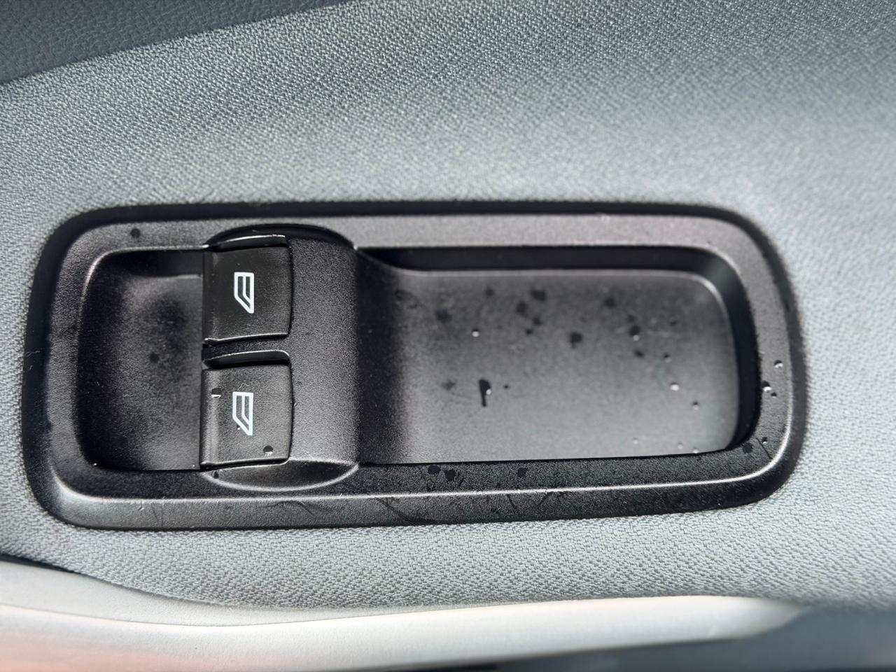 Used Ford Fiesta 2010 for sale - 77550306: Photo 23