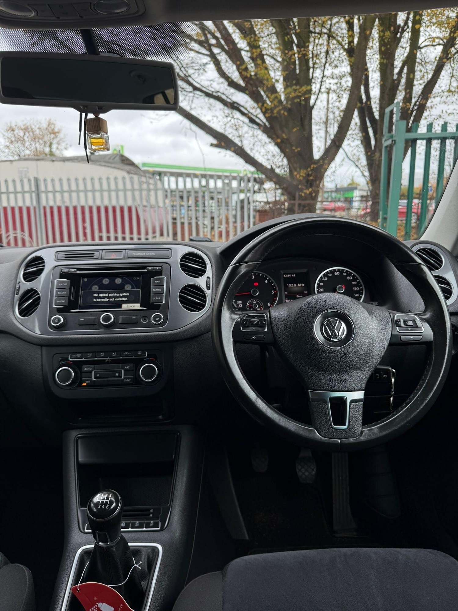 Used Volkswagen Tiguan 2014 for sale - 77892617: Photo 2