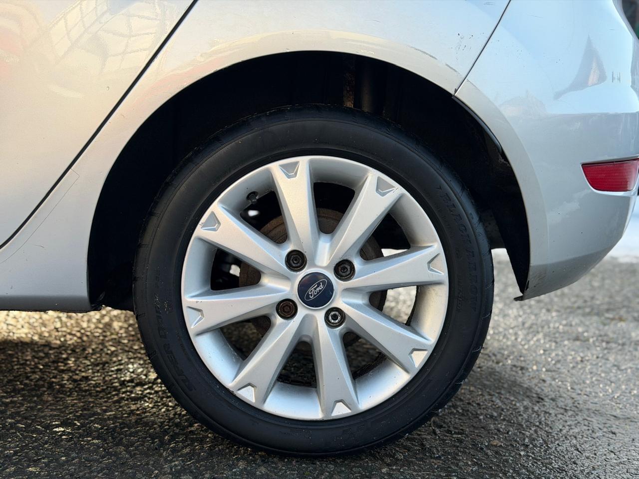 Used Ford Fiesta 2010 for sale - 77170668: Photo 34
