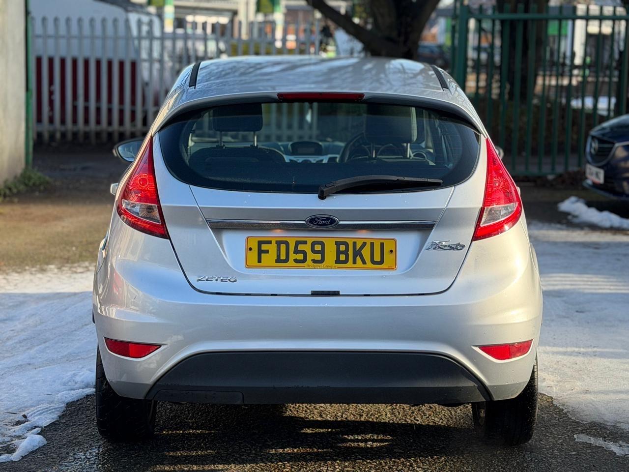 Used Ford Fiesta 2010 for sale - 77170668: Photo 8