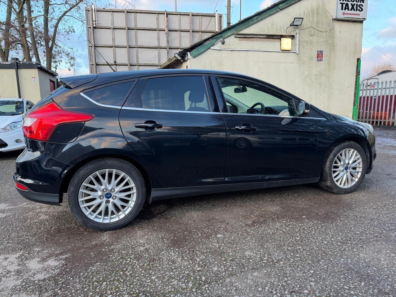 Used Ford Focus 2012 for sale - 77440510: Photo 11