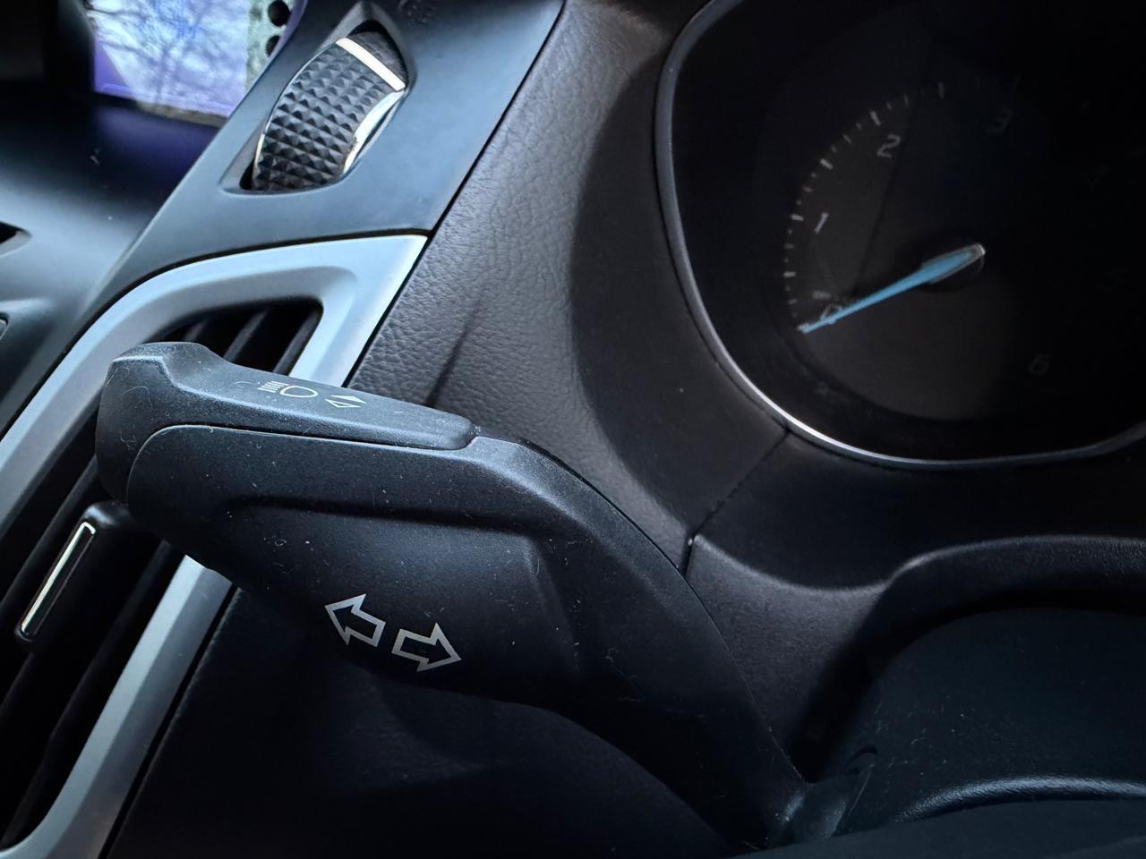 Used Ford Focus 2012 for sale - 77440510: Photo 23