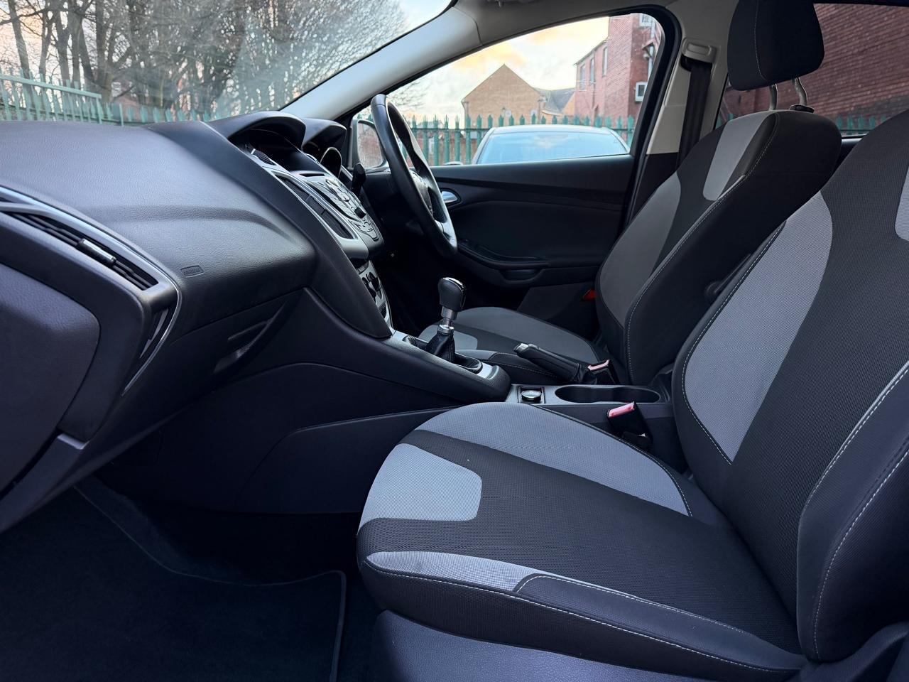 Used Ford Focus 2012 for sale - 77440510: Photo 32