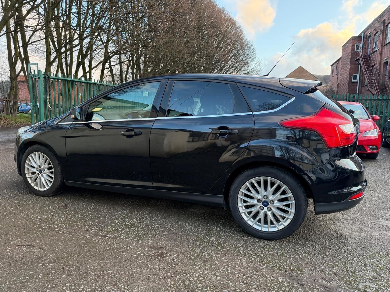 Used Ford Focus 2012 for sale - 77440510: Photo 7