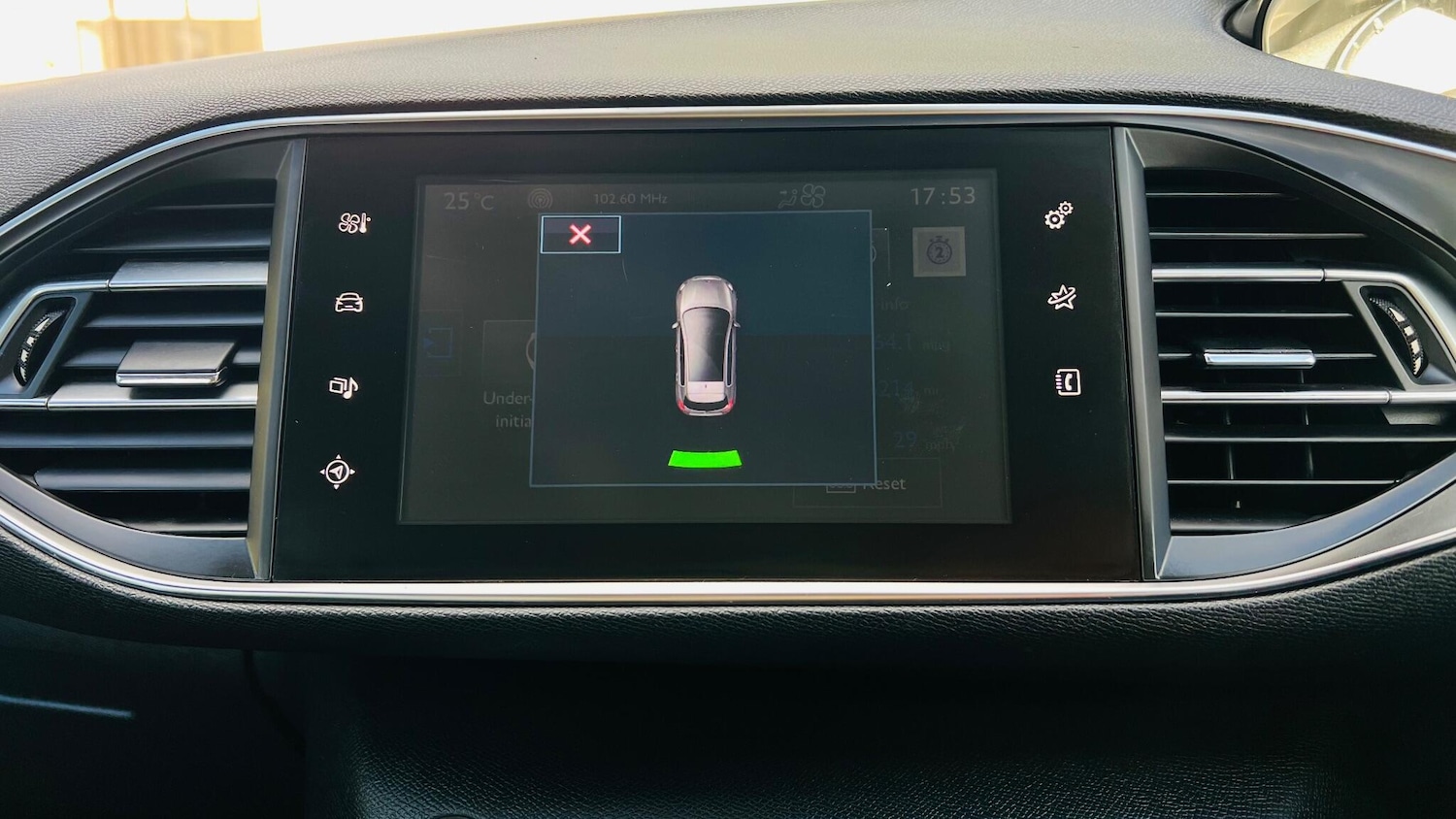 Used Peugeot 308 2014 for sale - 77170672: Photo 19