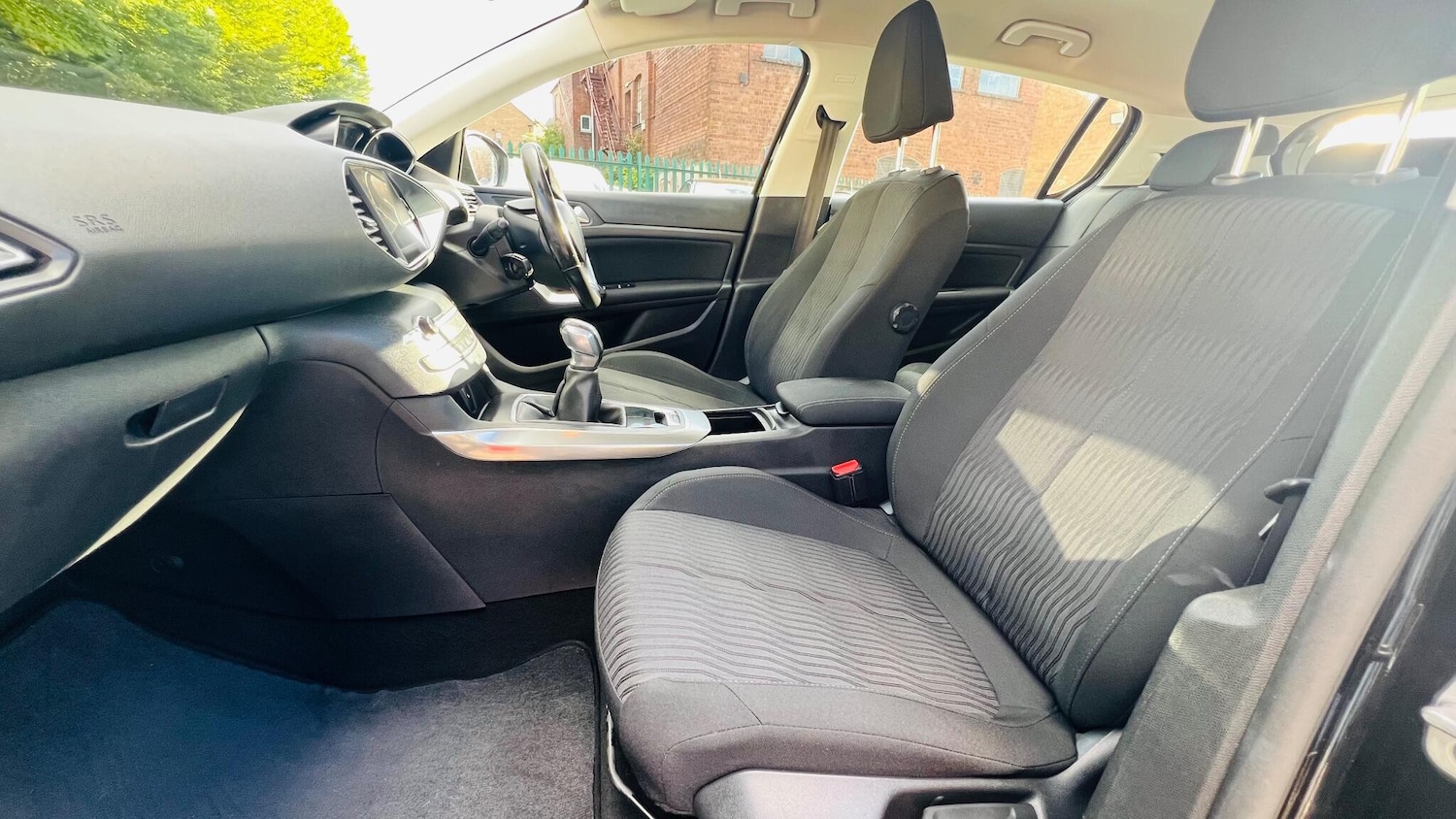 Used Peugeot 308 2014 for sale - 77170672: Photo 30