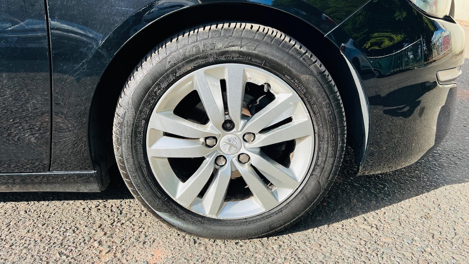 Used Peugeot 308 2014 for sale - 77170672: Photo 32