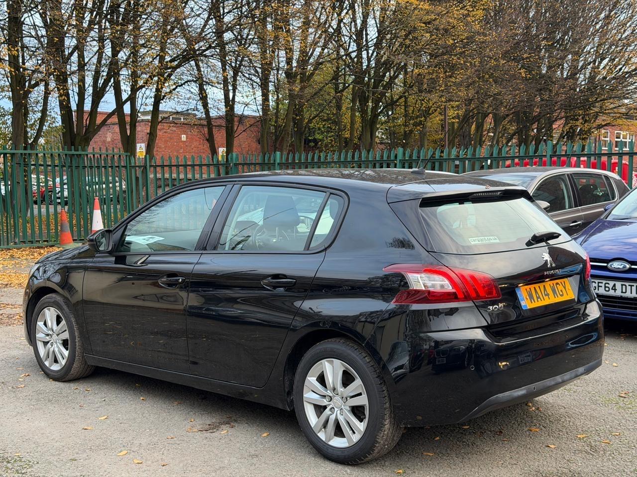 Used Peugeot 308 2014 for sale - 77170672: Photo 8