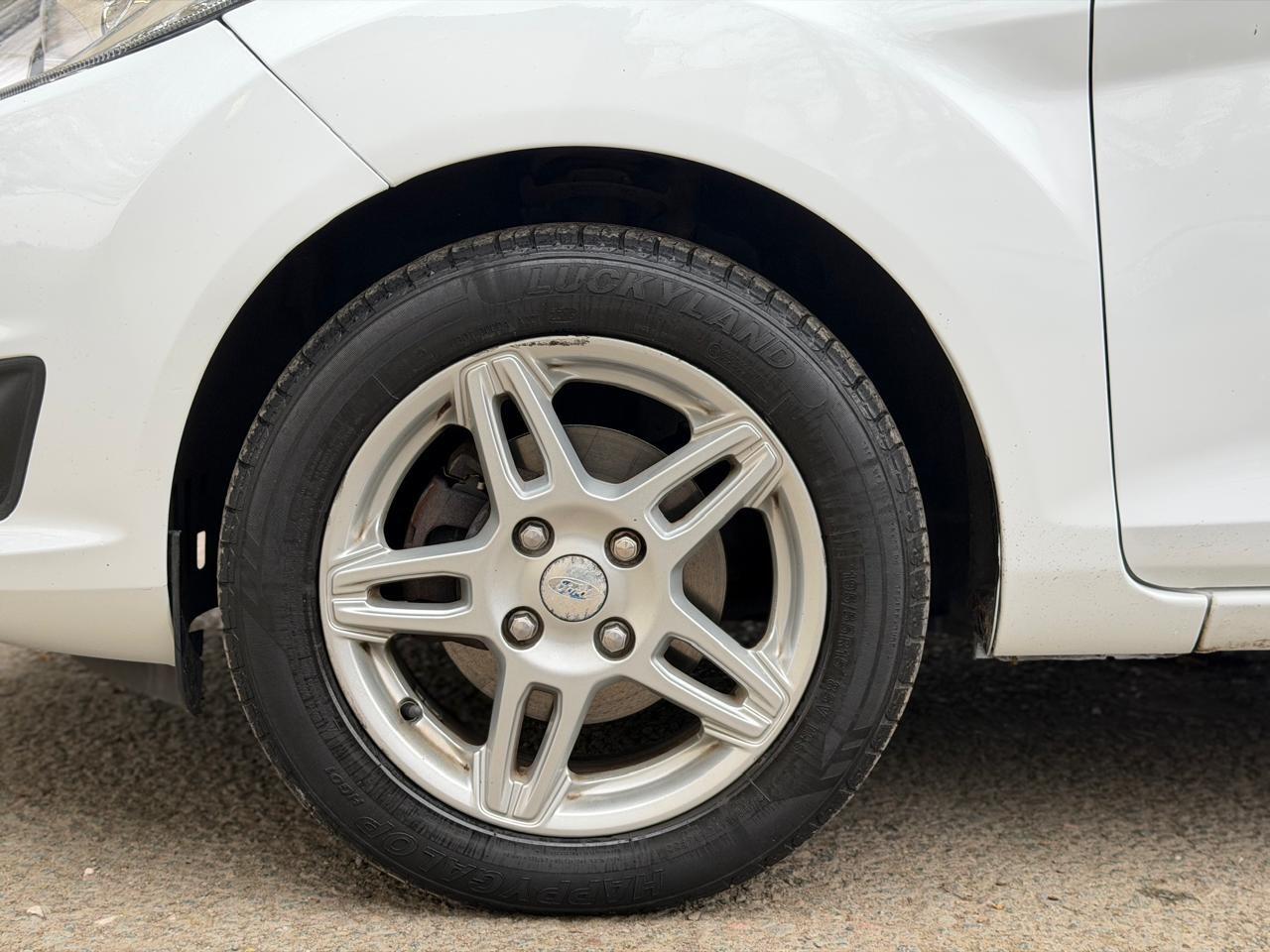 Used Ford Fiesta 2012 for sale - 78034216: Photo 39