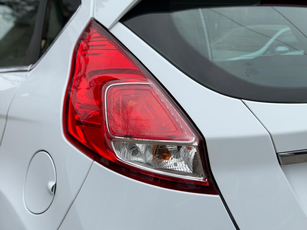 Used Ford Fiesta 2012 for sale - 78034216: Photo 43