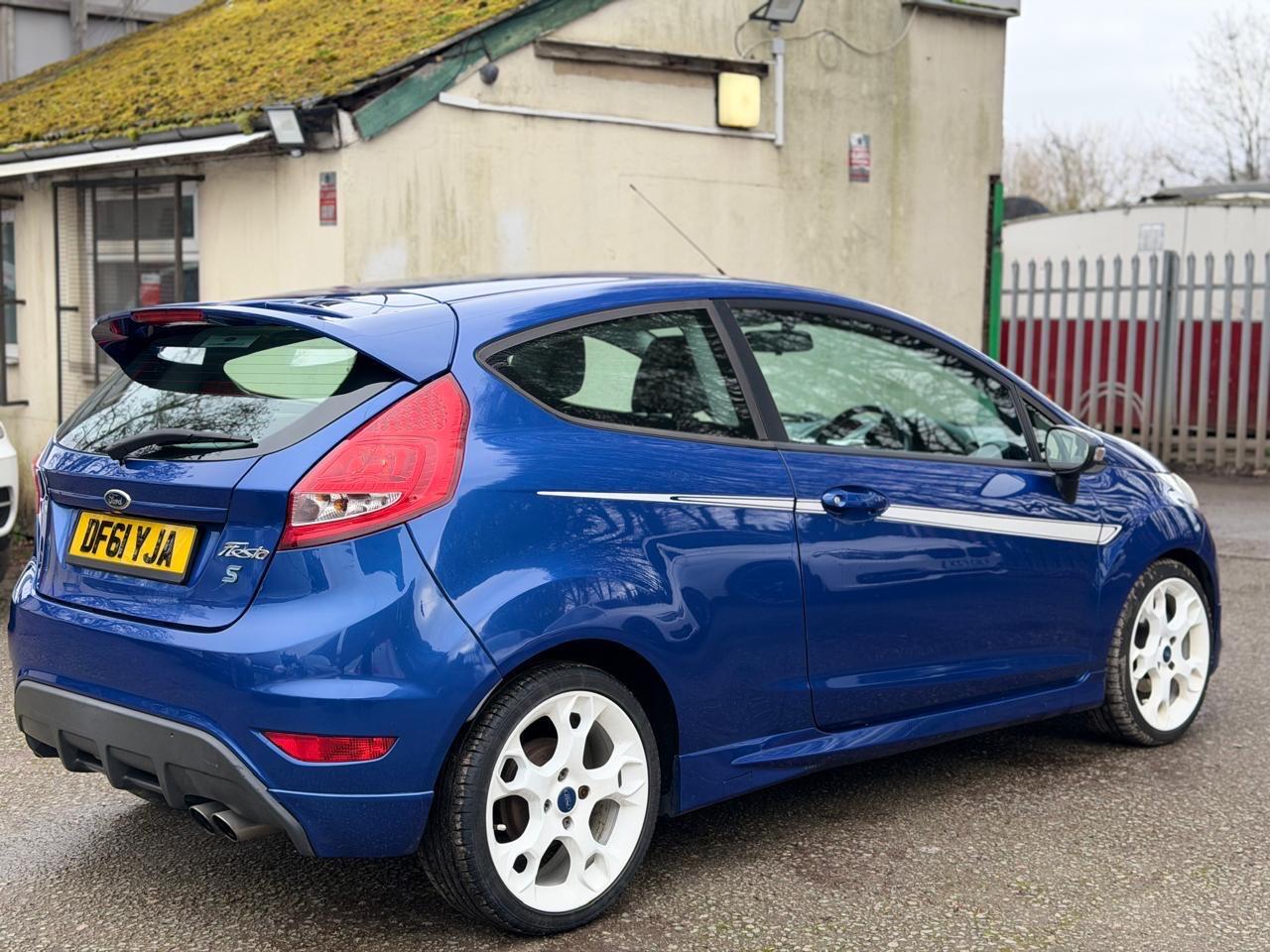 Used Ford Fiesta 2012 for sale - 77637934: Photo 10