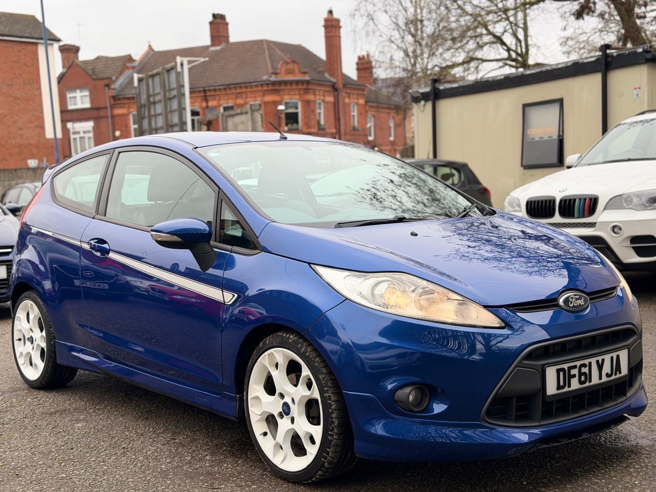 Used Ford Fiesta 2012 for sale - 77637934: Photo 4