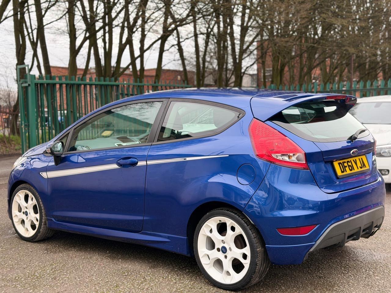 Used Ford Fiesta 2012 for sale - 77637934: Photo 8