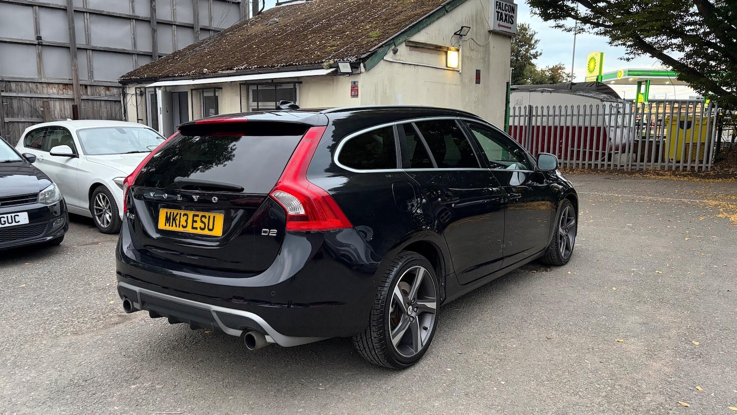Used Volvo V60 2013 for sale - 77170684: Photo 10