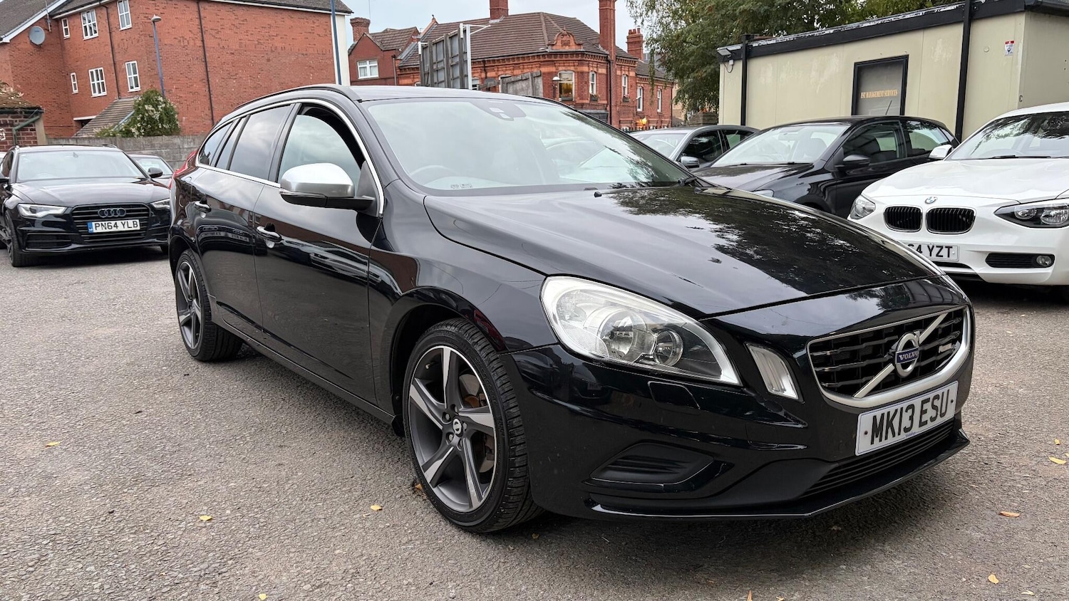 Used Volvo V60 2013 for sale - 77170684: Photo 4