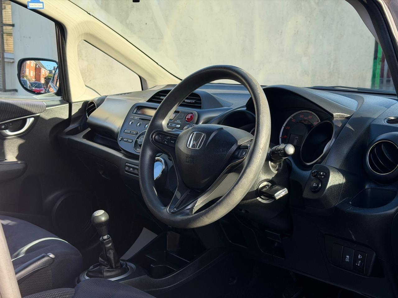 Used Honda Jazz 2011 for sale - 77170679: Photo 25