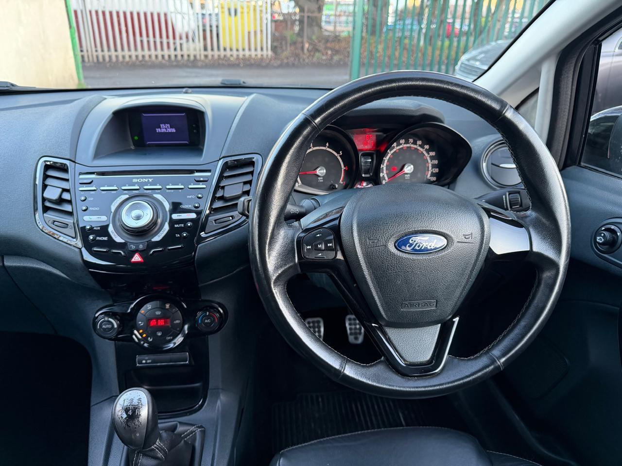 Used Ford Fiesta 2012 for sale - 77170686: Photo 13