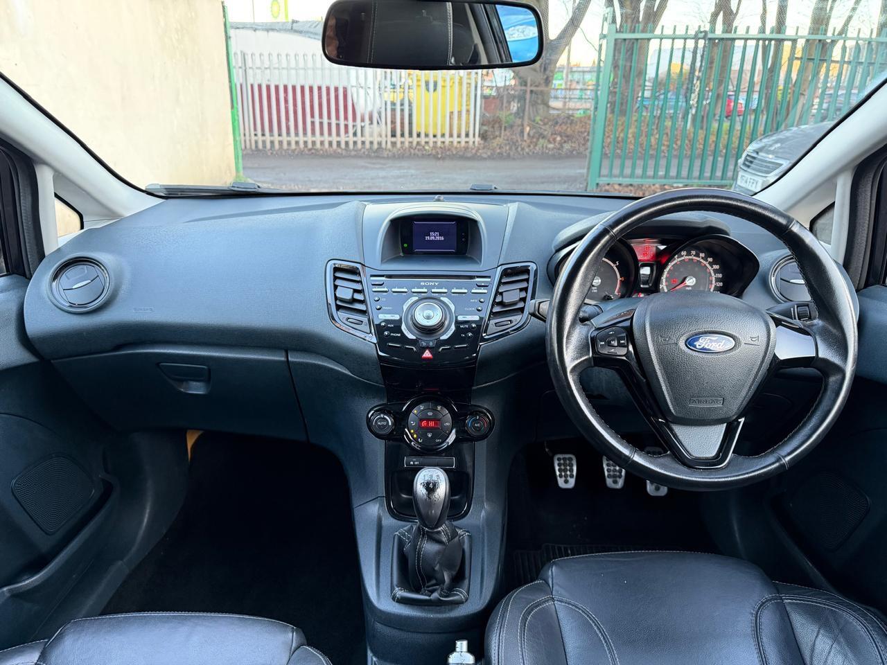 Used Ford Fiesta 2012 for sale - 77170686: Photo 2