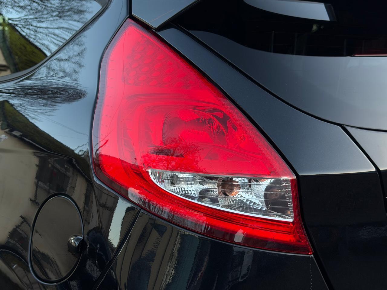 Used Ford Fiesta 2012 for sale - 77170686: Photo 40