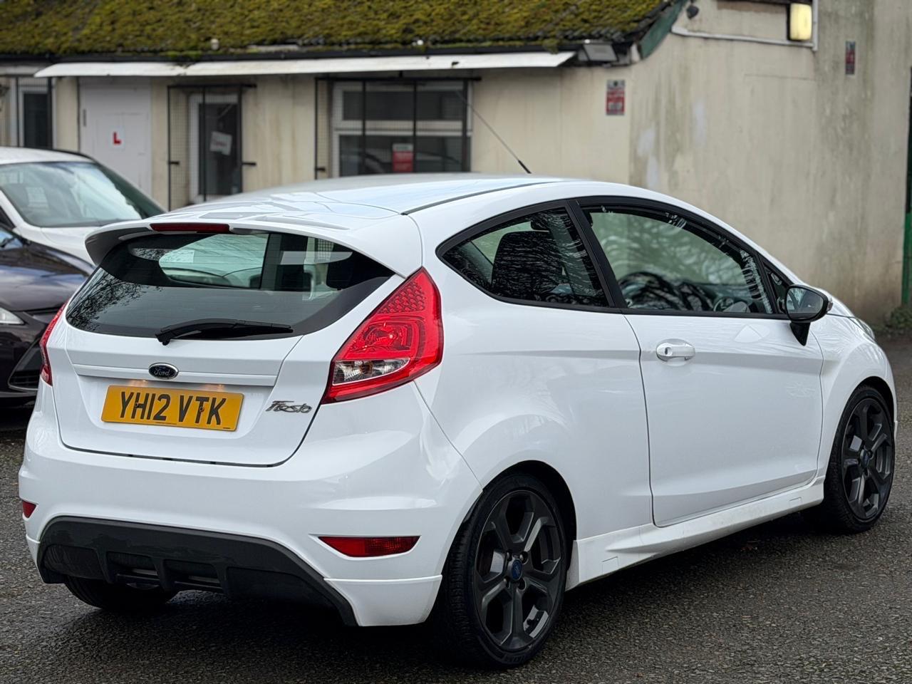 Used Ford Fiesta 2012 for sale - 77396059: Photo 10