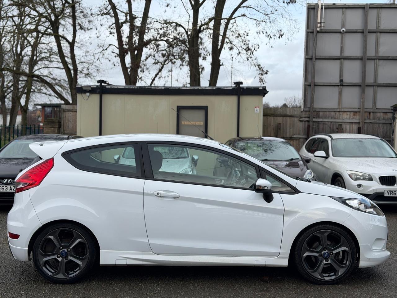 Used Ford Fiesta 2012 for sale - 77396059: Photo 11