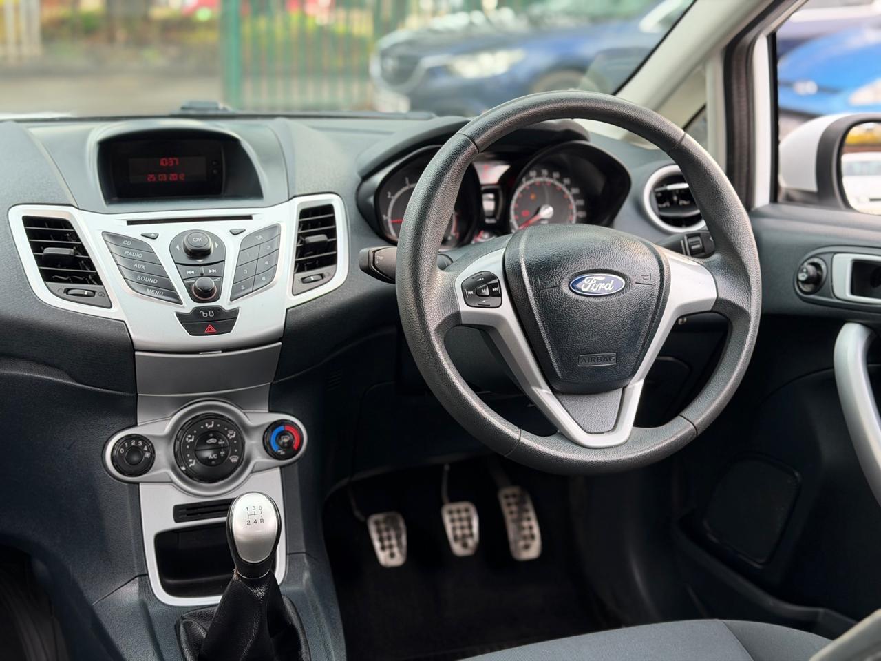 Used Ford Fiesta 2012 for sale - 77396059: Photo 12