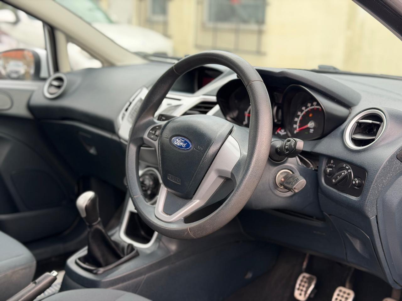 Used Ford Fiesta 2012 for sale - 77396059: Photo 25