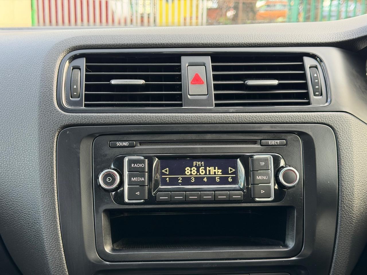 Used Volkswagen Jetta 2012 for sale - 77170685: Photo 42